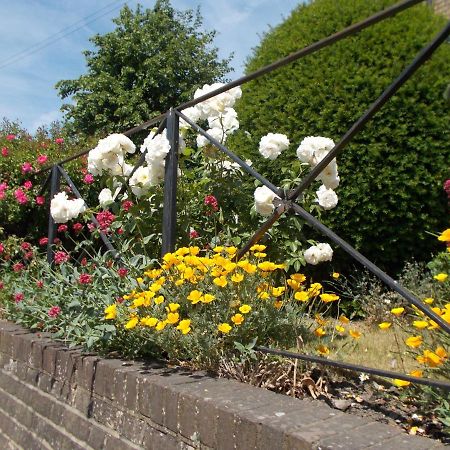 Bed and Breakfast The Beaumont Sittingbourne Zewnętrze zdjęcie