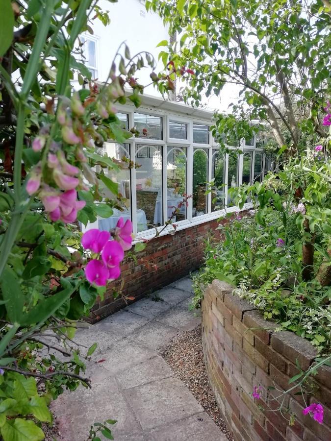 Bed and Breakfast The Beaumont Sittingbourne Zewnętrze zdjęcie